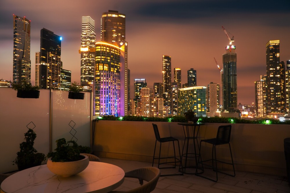 Safari in City, 2BR Penthouse with Patio & Spa — photo 30