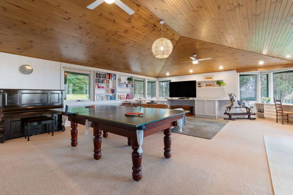 Coast n' Country - Bay Views, Pool, Games — photo 32