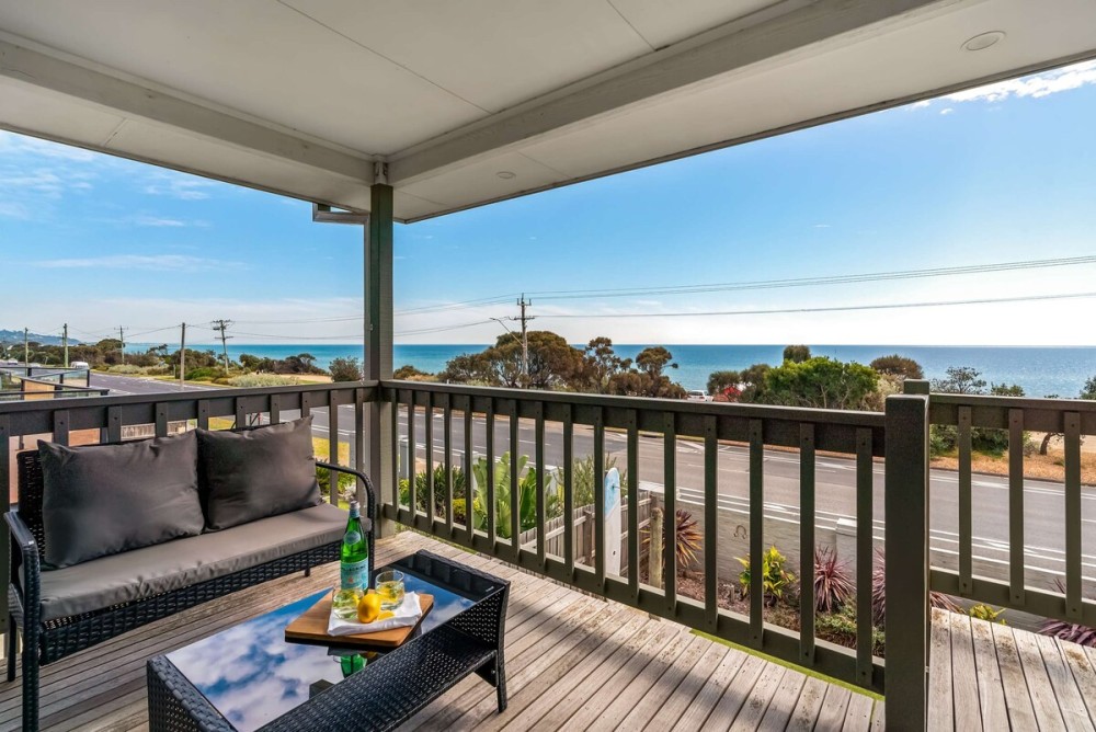 Shoreline Sanctuary - Bay Views, Spa, Tennis Court — photo 16