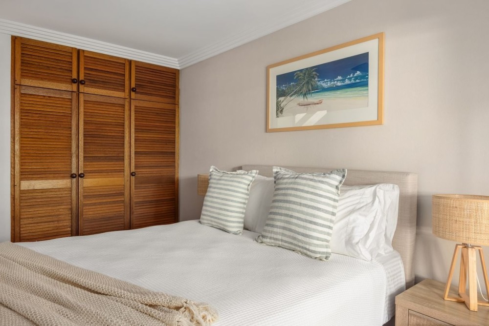 Aloha offers location and style at 5/17 Noosa Pde — photo 11