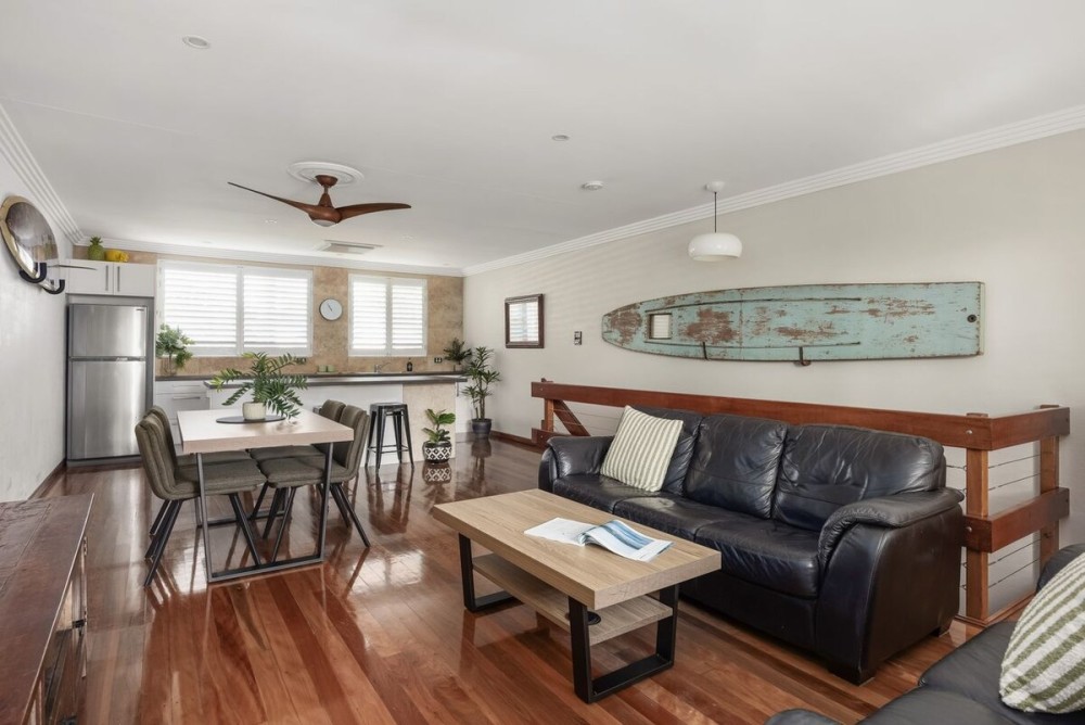 Aloha offers location and style at 5/17 Noosa Pde — photo 3