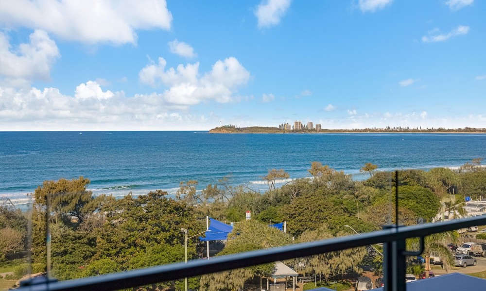 3 Bedroom Ocean View Apartment — photo 13