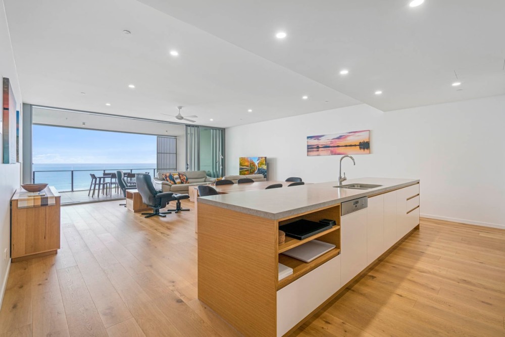 2 Bedroom Ocean View Apartment — photo 4