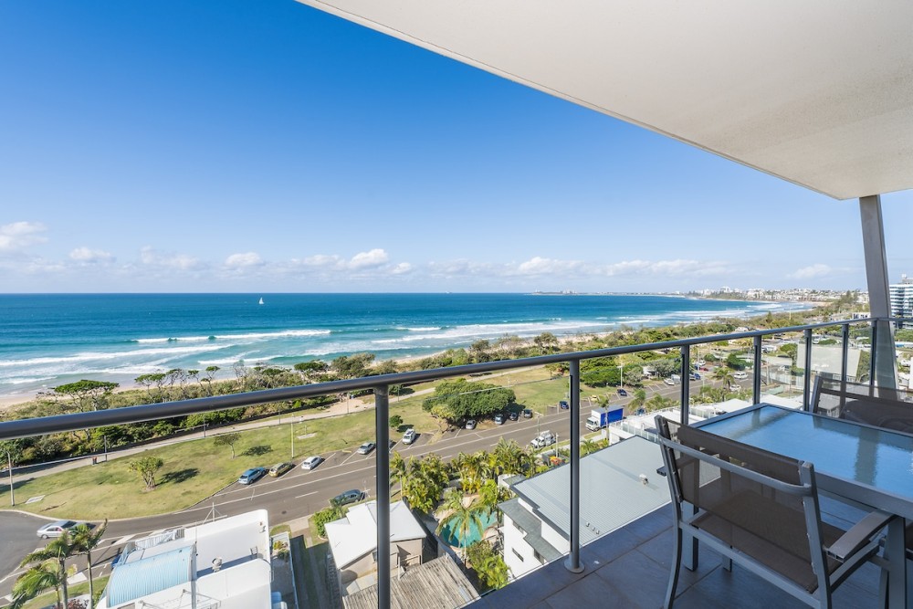 Luxury Sub Penthouse at Beach on Sixth — photo 3