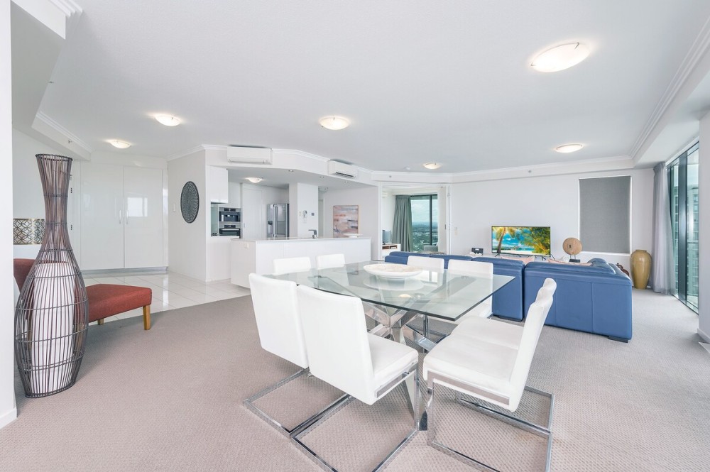 Luxury Sub Penthouse at Beach on Sixth — photo 6