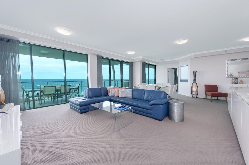 Luxury Sub Penthouse at Beach on Sixth — photo 7