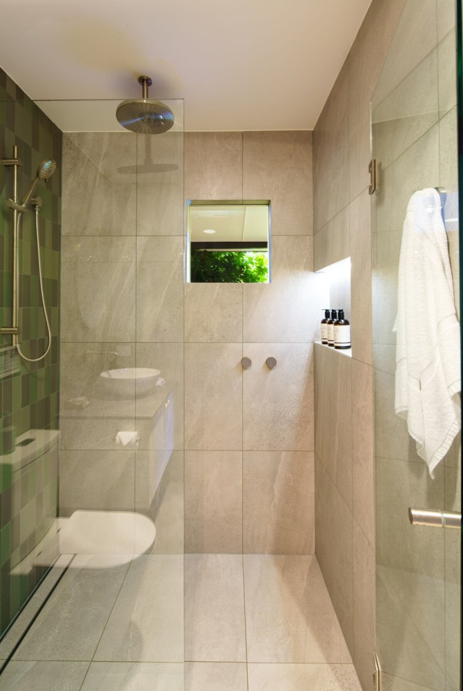 The Hideaway - Chic Farmhouse, 15min to Beaches — photo 16