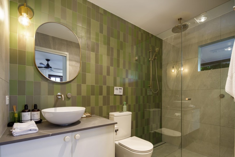 The Hideaway - Chic Farmhouse, 15min to Beaches — photo 15