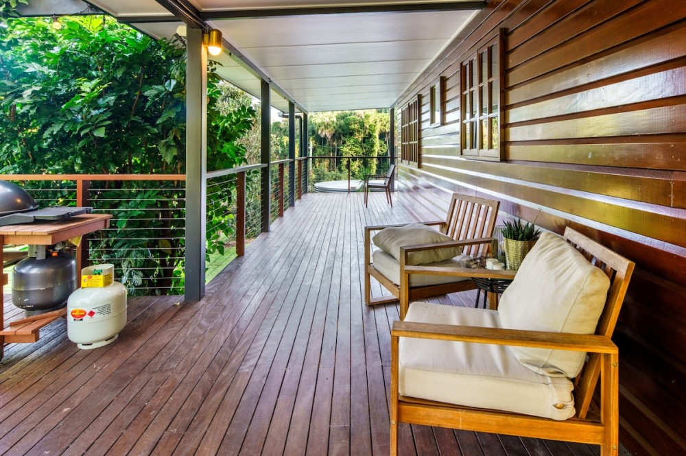 The Hideaway - Chic Farmhouse, 15min to Beaches — photo 26