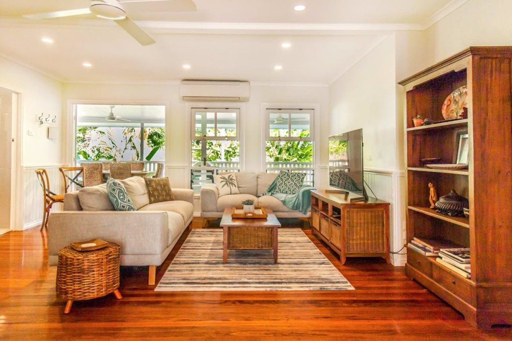 Malawi House — photo 1