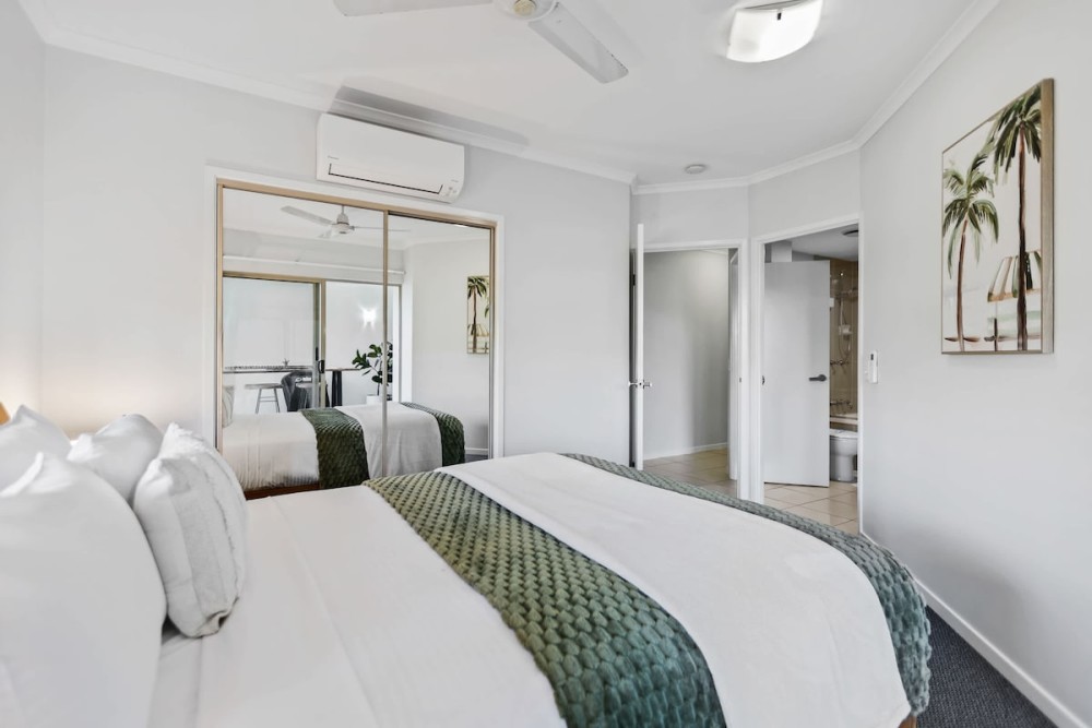 Stunning Resort Apartment w/ 9 Pools & Gym Access — photo 21