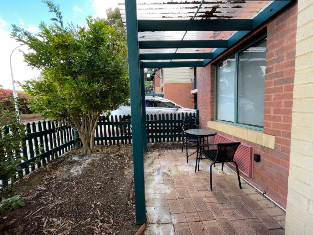 Staywest 43 - Subiaco Village Swimming Pool & Spa — photo 13