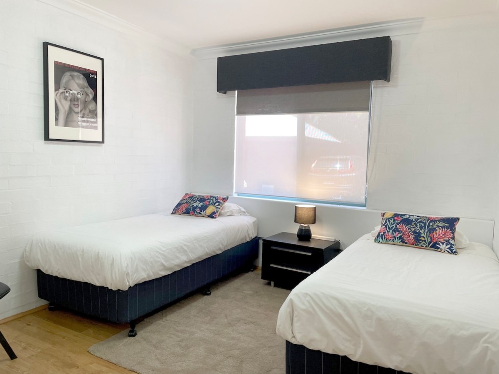 Staywest 43 - Subiaco Village Swimming Pool & Spa — photo 4