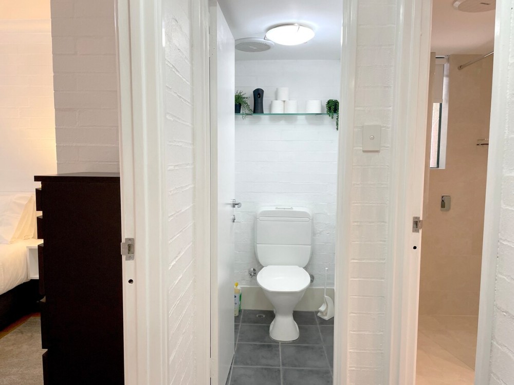 Staywest 43 - Subiaco Village Swimming Pool & Spa — photo 6