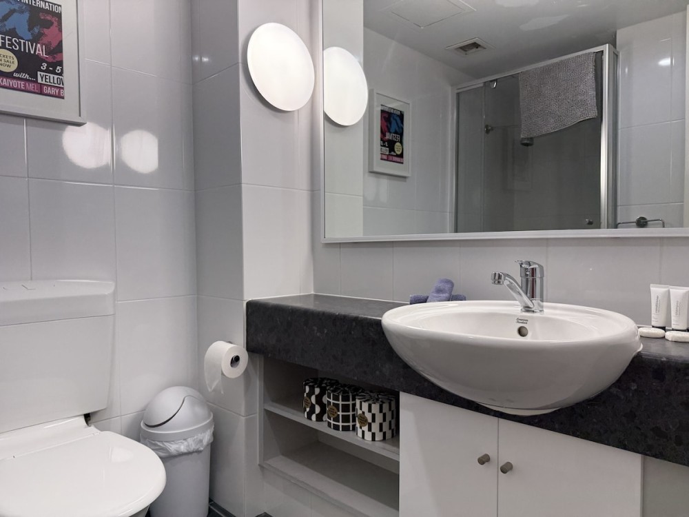 Staywest 37 Subiaco Village family friendly — photo 11