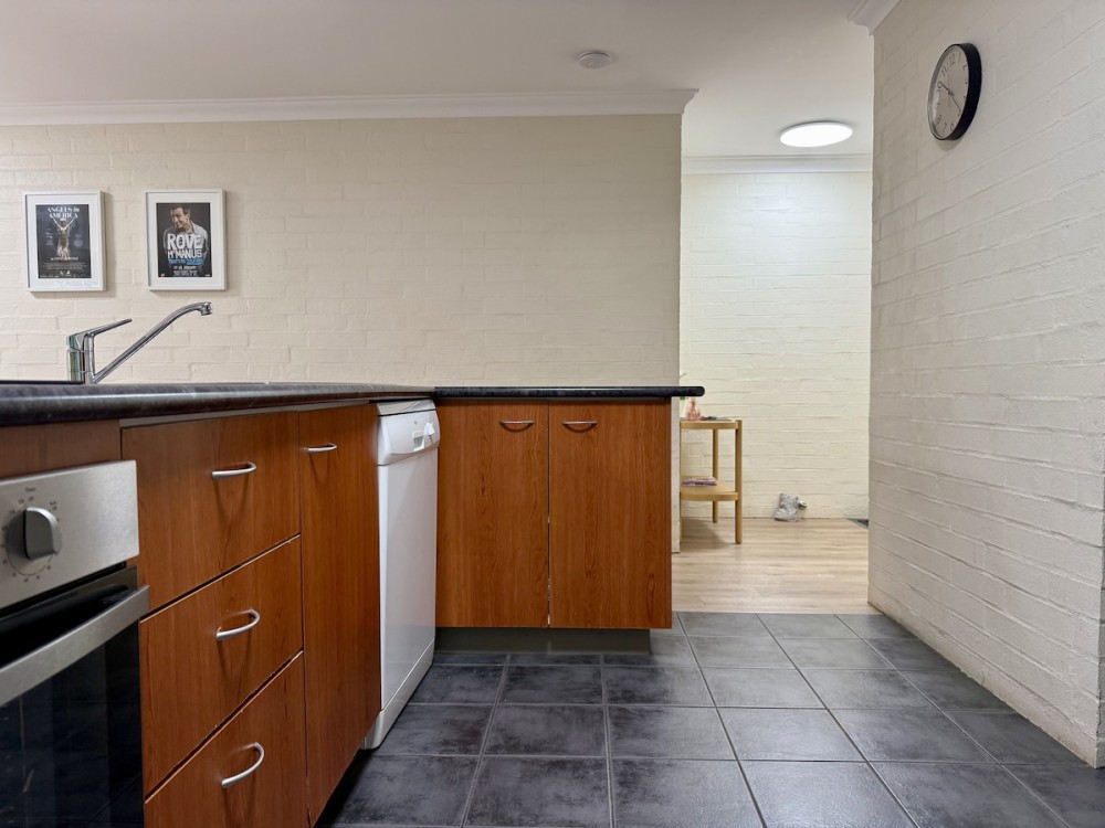 Staywest 37 Subiaco Village family friendly — photo 5