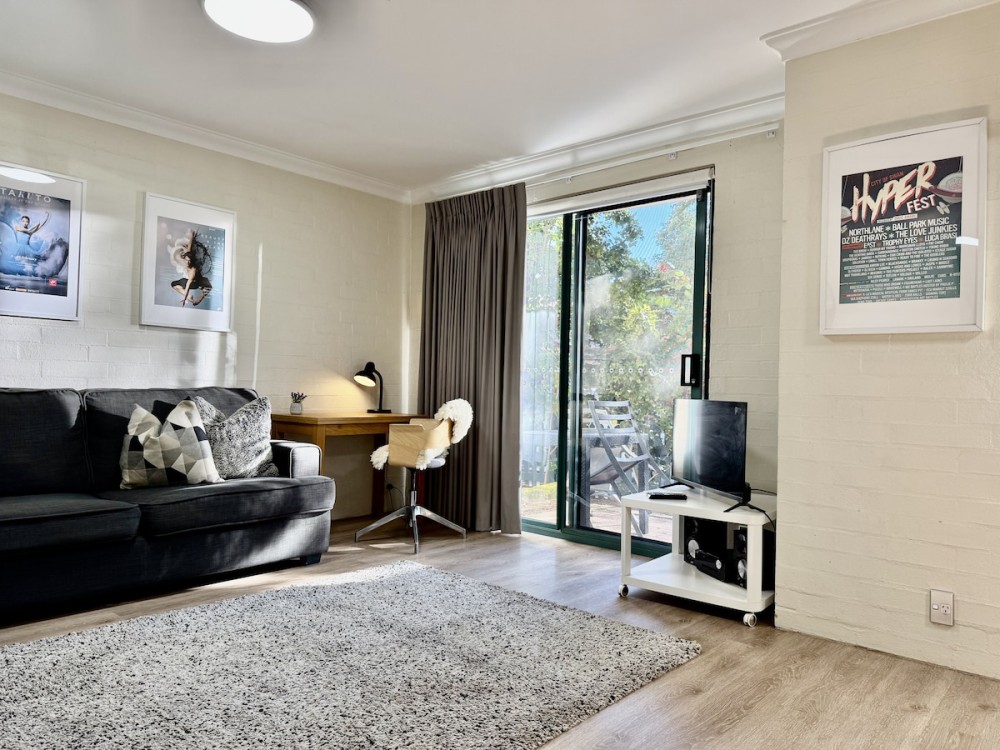 Staywest 37 Subiaco Village family friendly — photo 12