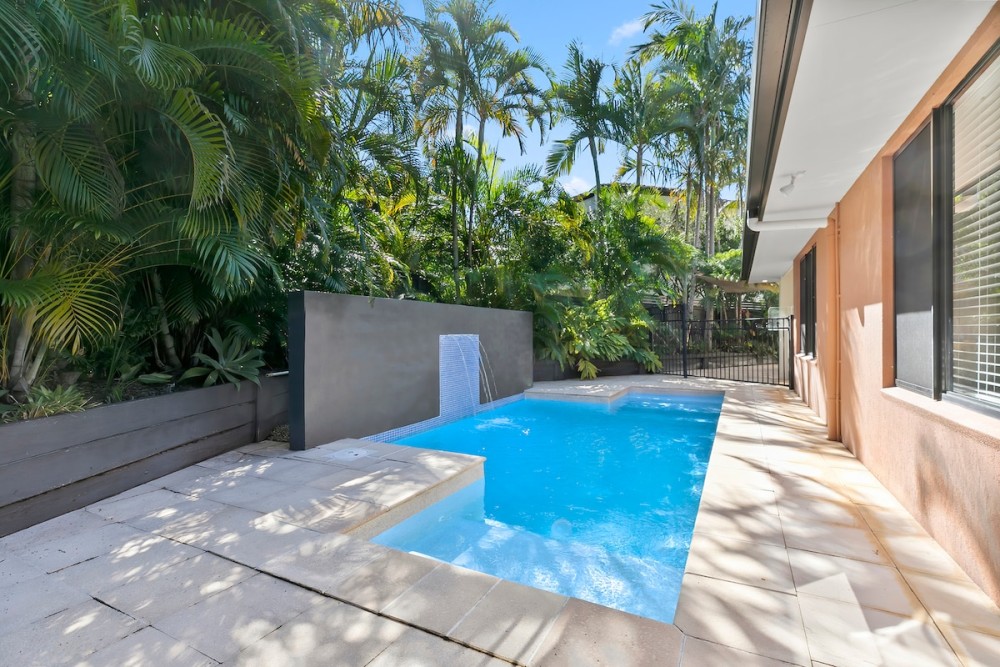 Tropical Oasis with Private Pool - Pet Friendly — photo 19