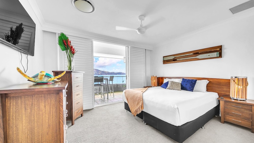 Frangipani 202 on Hamilton Island by HamoRent — photo 9