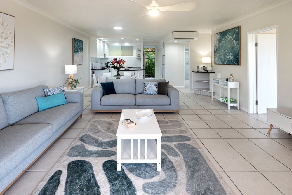 Lagoon 005 on Hamilton Island by HamoRent — photo 9
