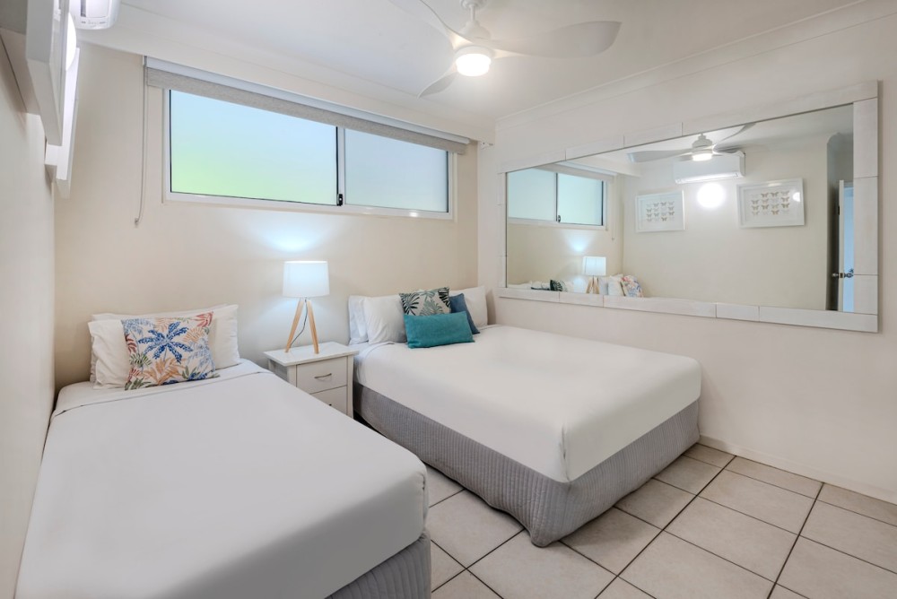 Lagoon 005 on Hamilton Island by HamoRent — photo 7