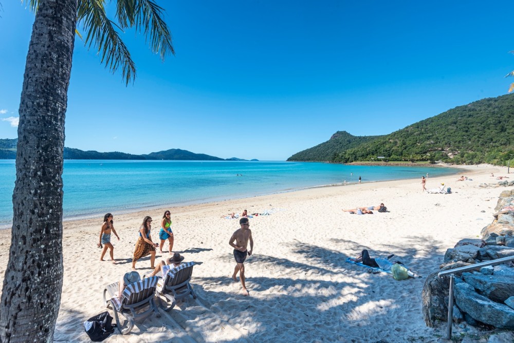 Lagoon 005 on Hamilton Island by HamoRent — photo 27