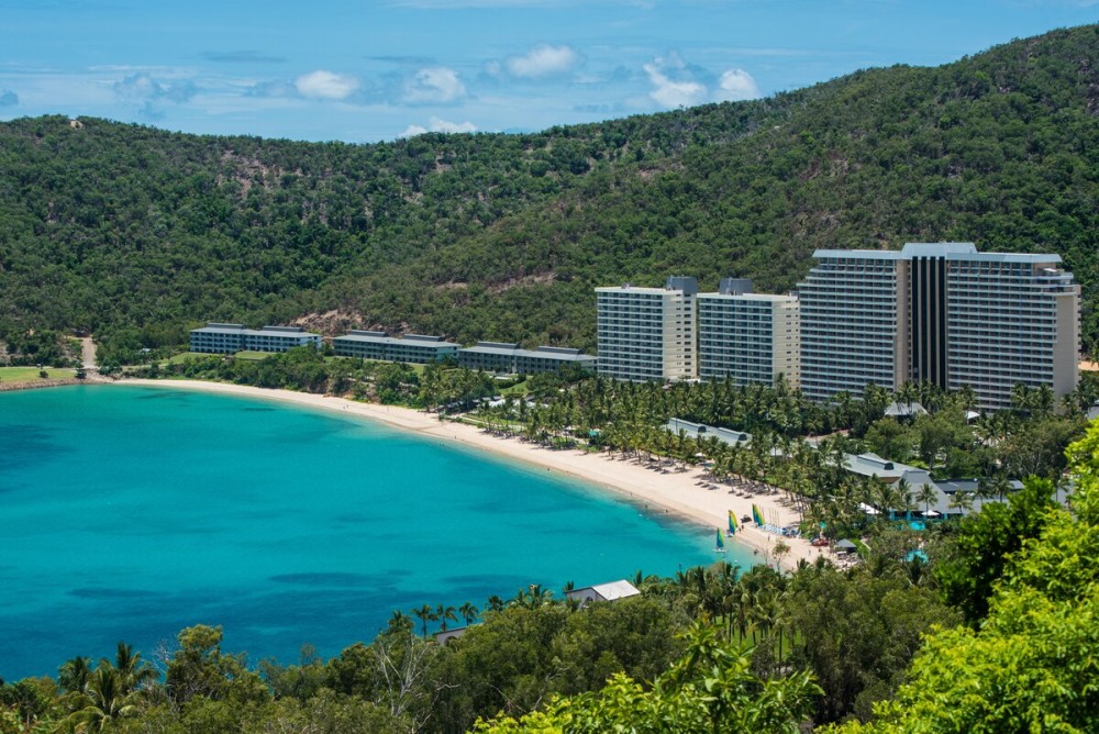 Lagoon 005 on Hamilton Island by HamoRent — photo 31