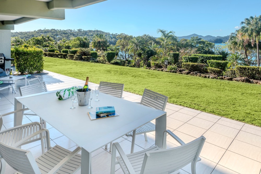 Lagoon 005 on Hamilton Island by HamoRent — photo 5
