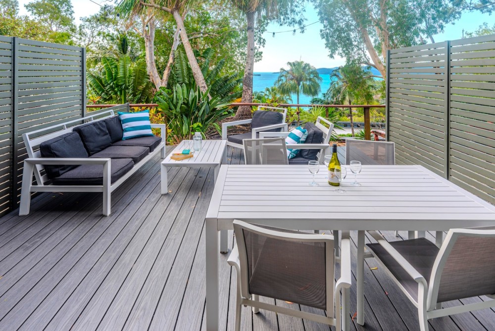 Sunset Waters 12 on Hamilton Island by HamoRent — photo 18