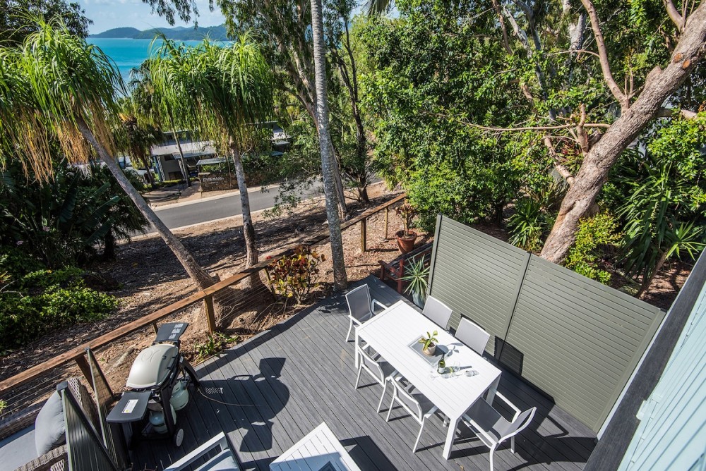 Sunset Waters 12 on Hamilton Island by HamoRent — photo 15