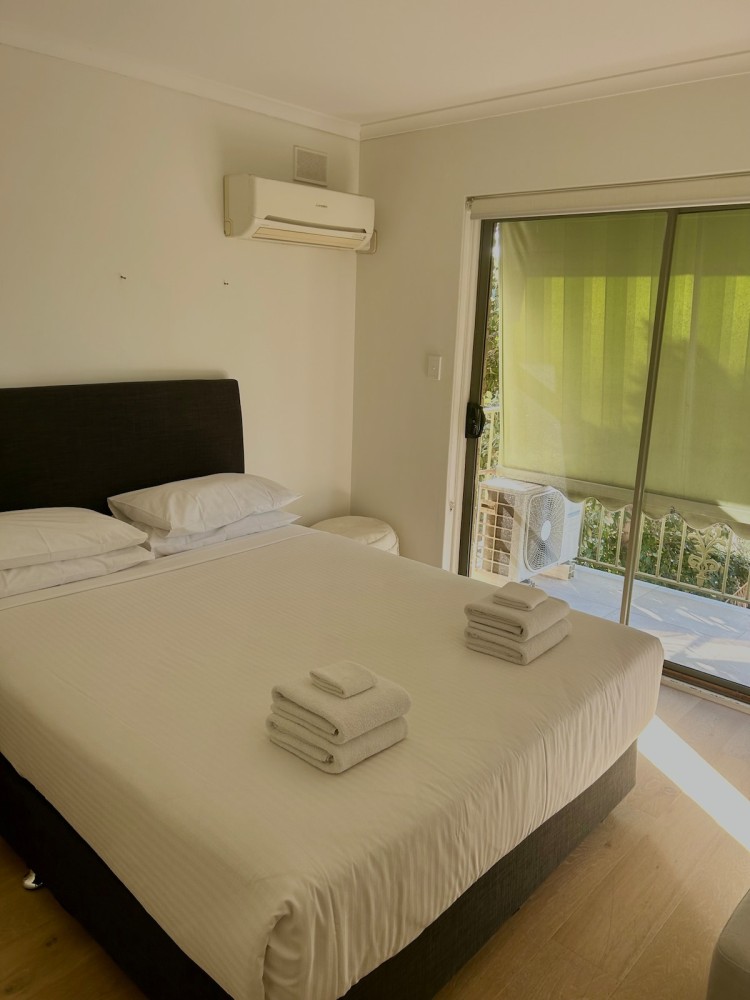 Sandpiper - Steps to Beach | BBQ | Courtyard | 3B — photo 12