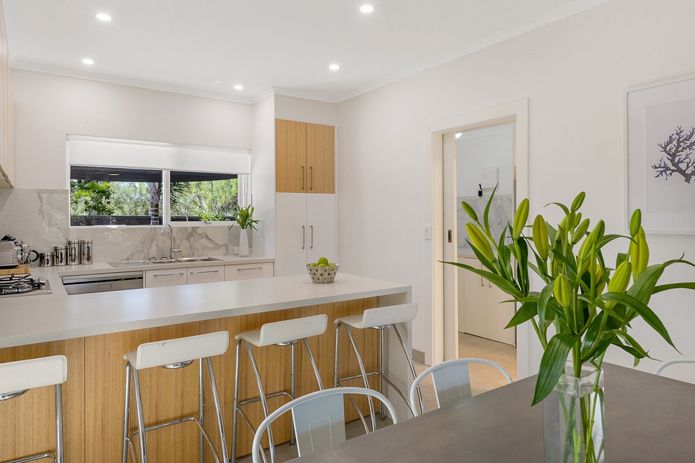 Sandpiper - Steps to Beach | BBQ | Courtyard | 3B — photo 9