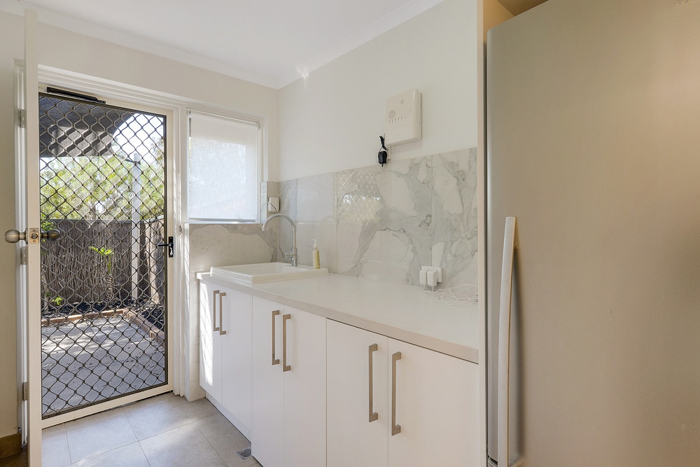 Sandpiper - Steps to Beach | BBQ | Courtyard | 3B — photo 20