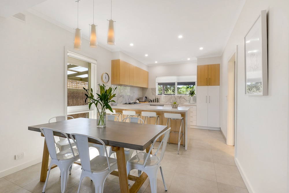 Sandpiper - Steps to Beach | BBQ | Courtyard | 3B — photo 6