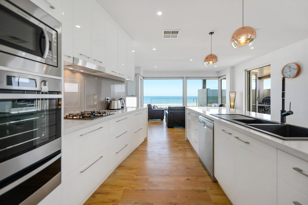 The Promenade - Beachfront in Henley Beach — photo 7