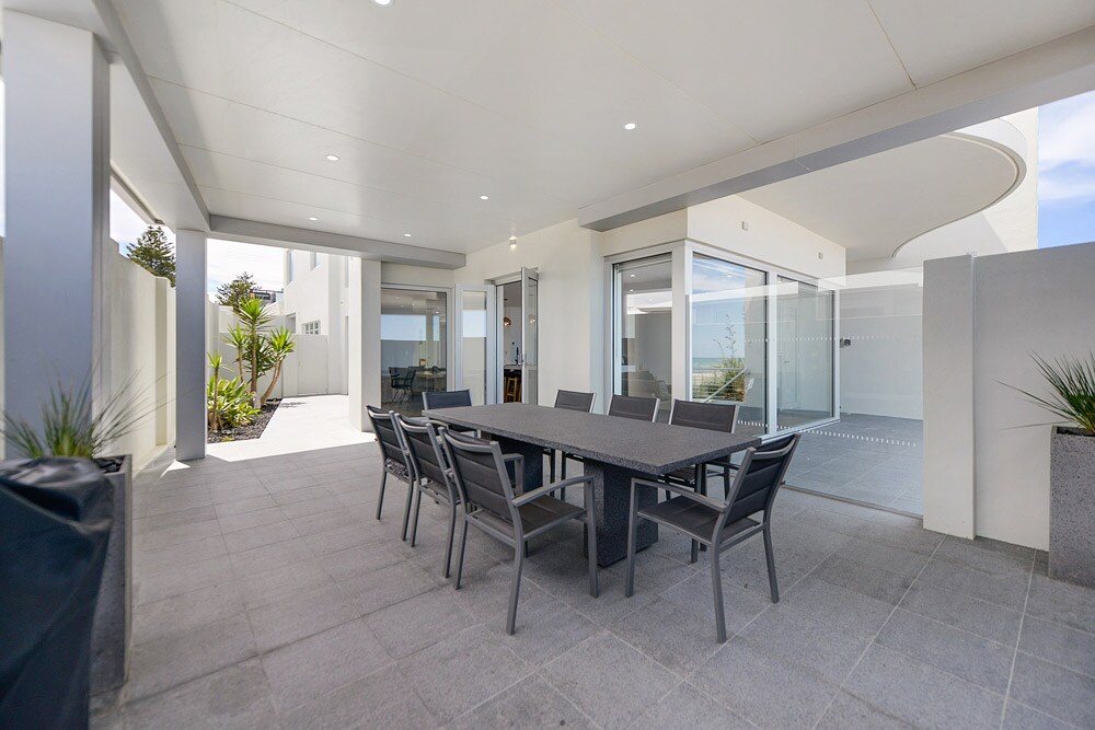 The Promenade - Beachfront in Henley Beach — photo 25