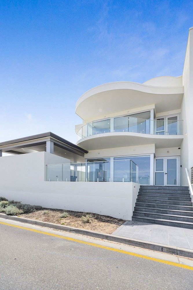 The Promenade - Beachfront in Henley Beach — photo 28