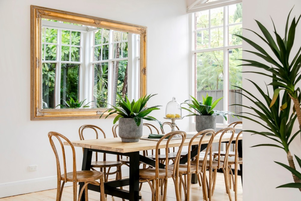Oasis - Luxe living, with pool / walk to cafes — photo 17