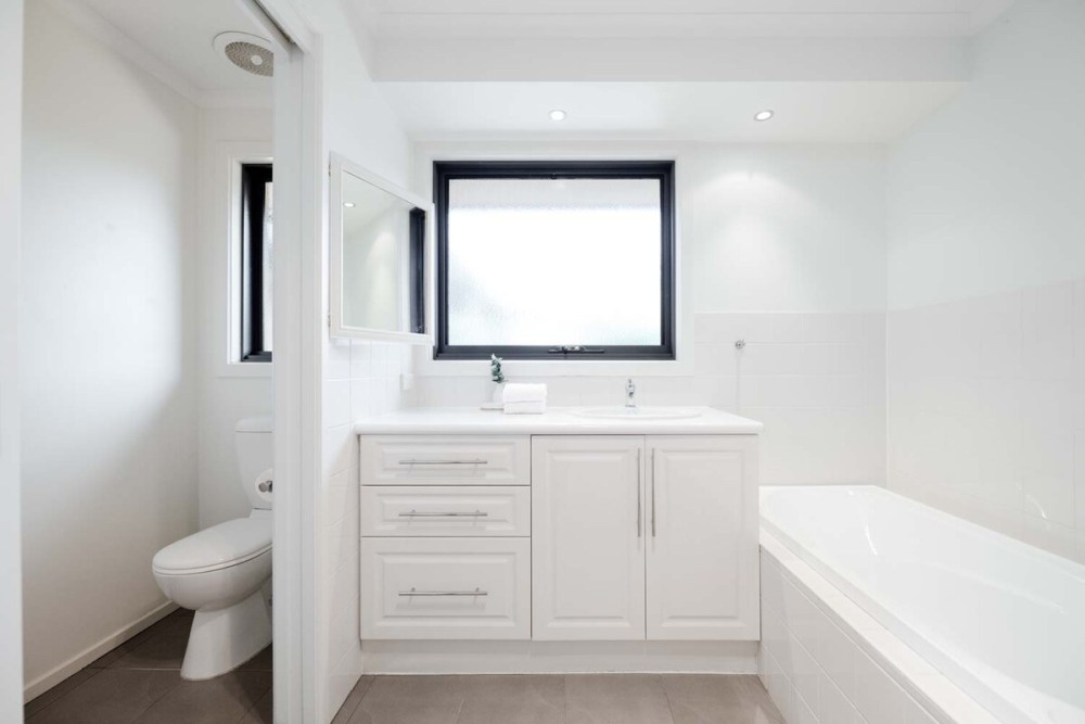 Great Ocean Family Escape with Pool & Ocean Views — photo 28