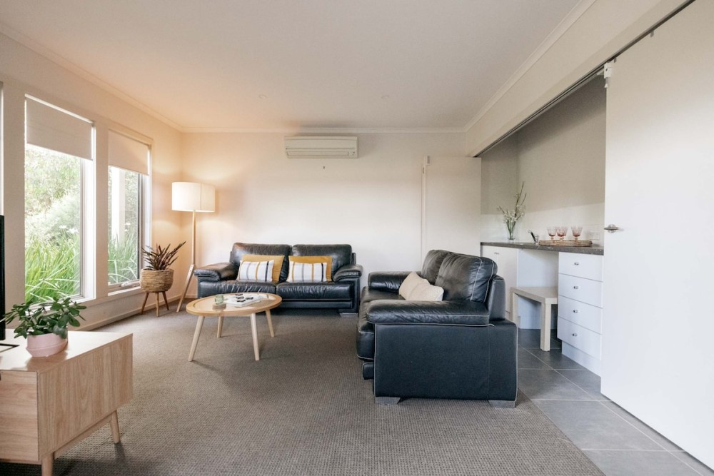 Coastal Oasis - Australian Bush Meets Surf Retreat — photo 6