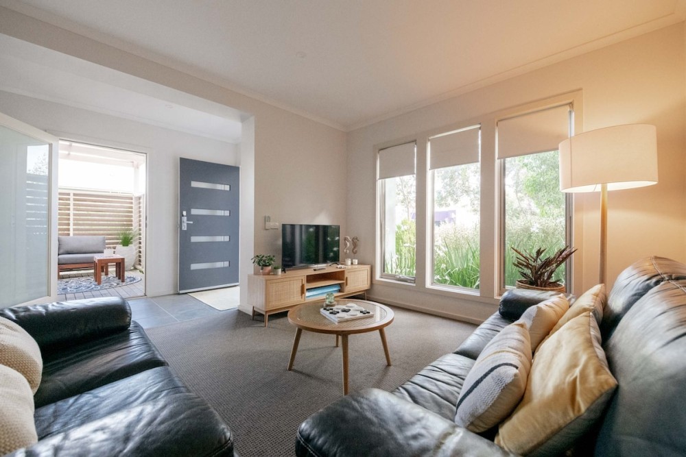Coastal Oasis - Australian Bush Meets Surf Retreat — photo 7