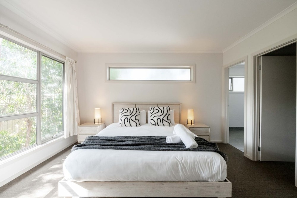 Coastal Oasis - Australian Bush Meets Surf Retreat — photo 15