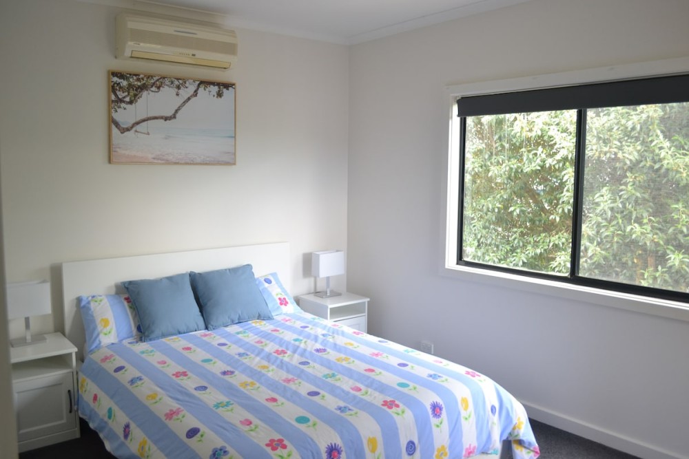 Family Beach Haven in Coastal Paradise — photo 4