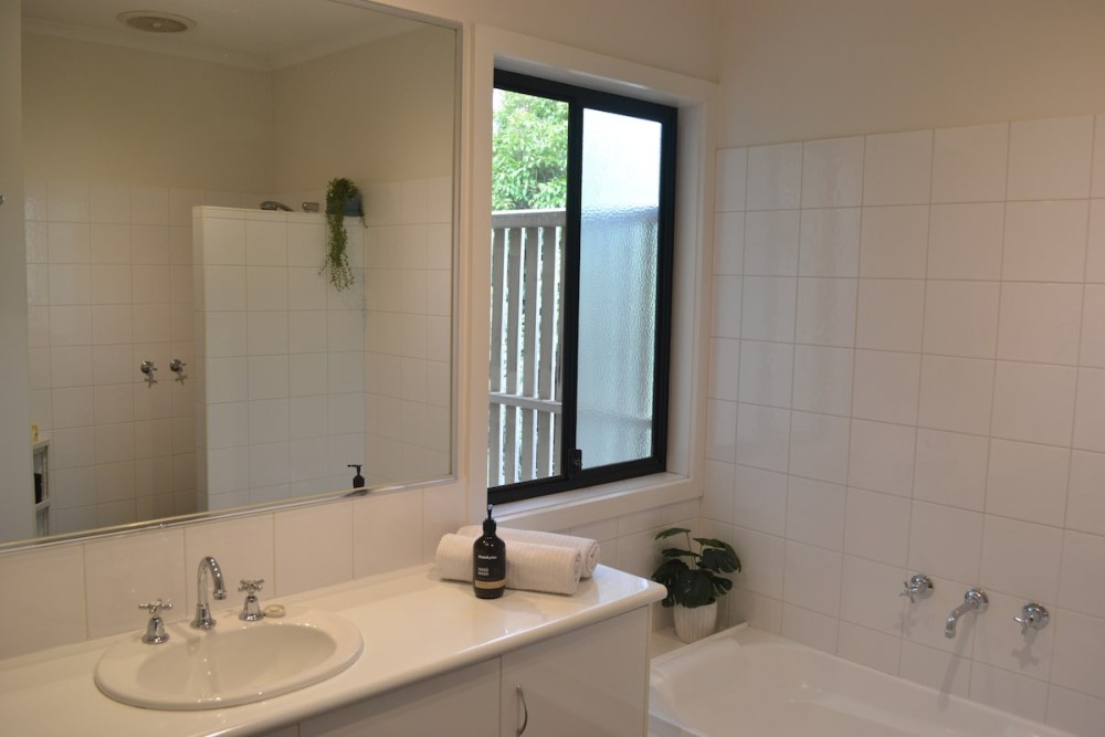 Family Beach Haven in Coastal Paradise — photo 10