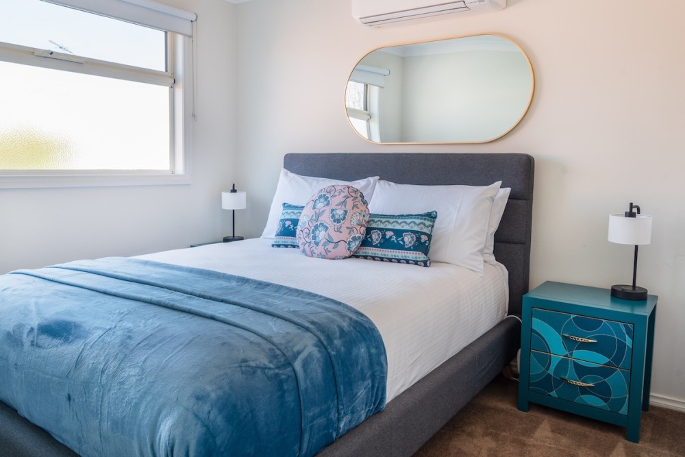Stylish townhouse retreat, near Geelong Pako shops — photo 16