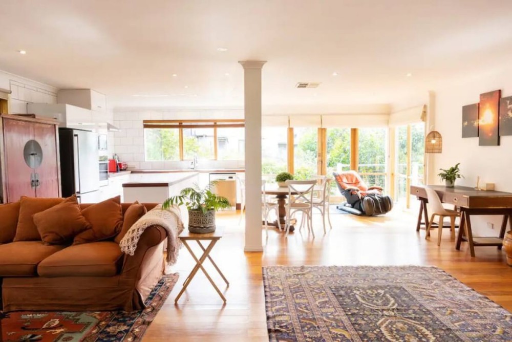 Lorne Oceanfront Living with Direct Beach Access — photo 7