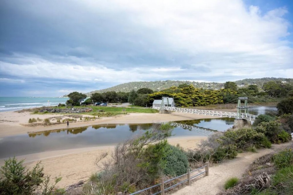 Lorne Oceanfront Living with Direct Beach Access — photo 31