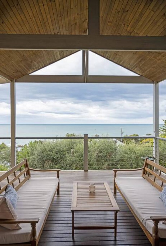 Lorne Oceanfront Living with Direct Beach Access — photo 6