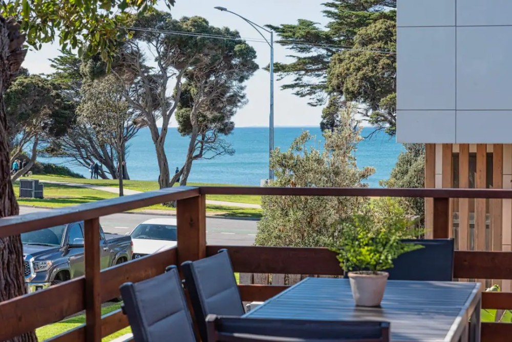 Oceanview at Front Beach, An Ideal Torquay Getaway — photo 7