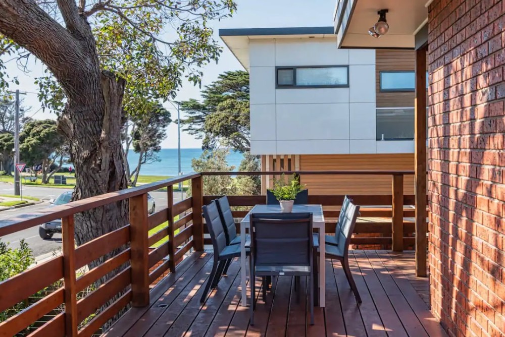Oceanview at Front Beach, An Ideal Torquay Getaway — photo 1